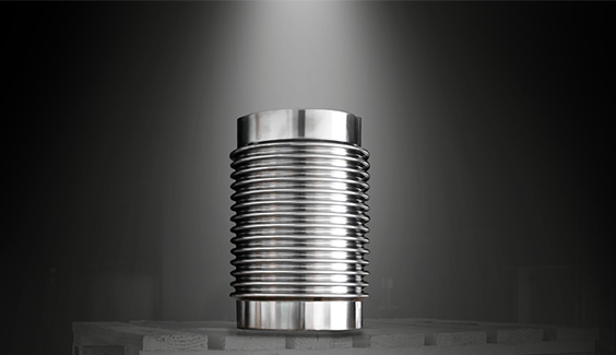 Bellows made from Alloy 59 vs. PTFE