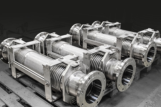 High pressure cryogenic expansion joints