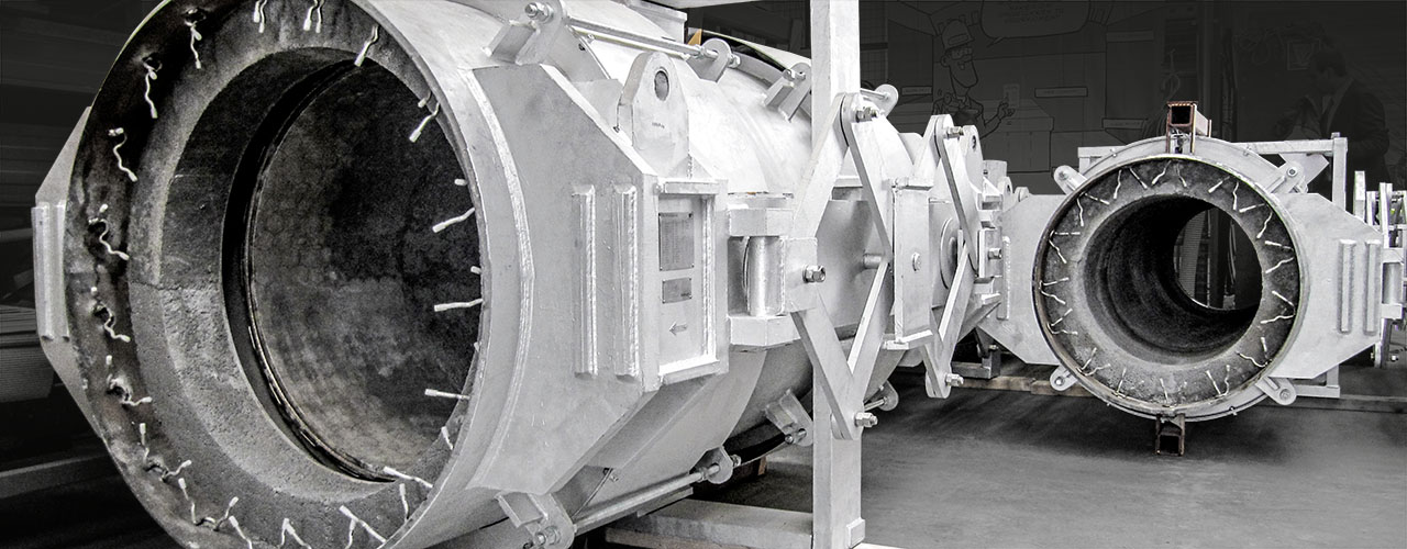 Refractory lined expansion joints for FCC
