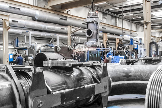 Crossover piping bellows