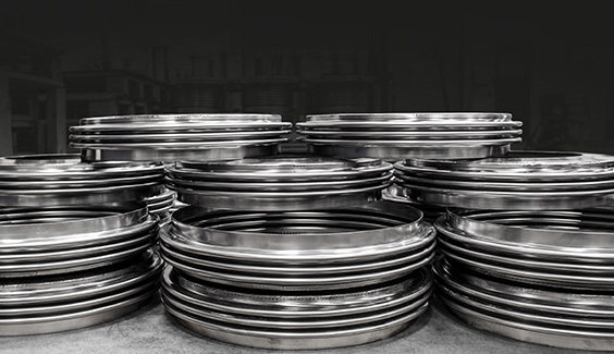 EXPANSION JOINTS FOR HYDROGEN LIQUEFACTION PLANT
