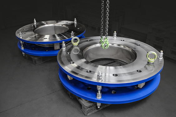 Expansion joints with special flanges