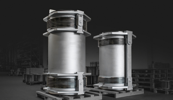 FLEXIBLE KOMPENSATOREN MIT GELENKEN FÜR DAMPFTURBINE