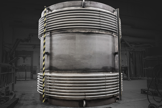 Low-spring-rates-and-movement-absorption-B2 universal expansion joint DN 2400
